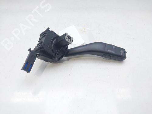 Used Steering column stalk SEAT LEON (1P1) 1.9 TDI (105 hp) 15229690