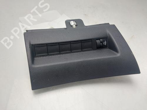 headlight-switch-peugeot-208-ii-ub_-up_-uw_-uj_-2019-32286187 main image