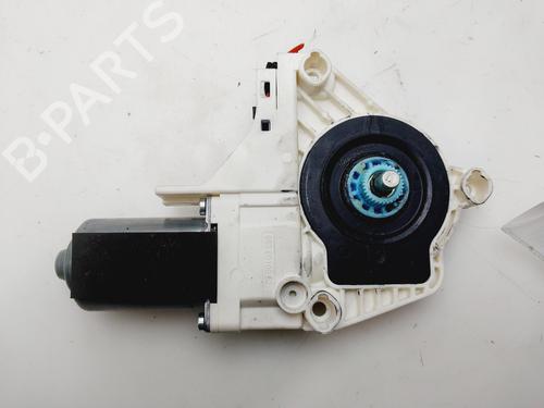 Used Left front window motor AUDI A4 B8 Avant (8K5) [2007-2017]  30863439