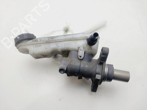 Brake master cylinder FORD FOCUS III | BP31967317M77