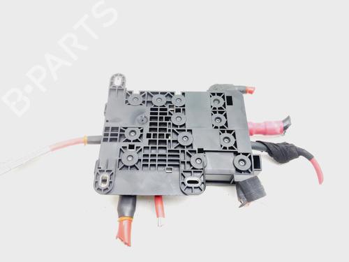 Fuse box JAGUAR XF I (X250) 2.2 D | BP22390172E1