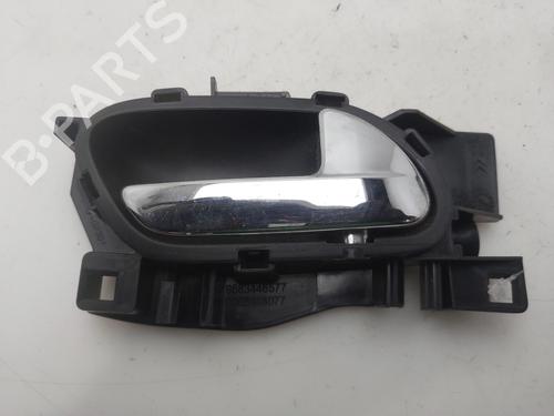 Maneta interior trasera derecha Maneta interior trasera derecha PEUGEOT 3008 I MPV (0U_) 1.6 HDi (109 hp) 36935445 36935445