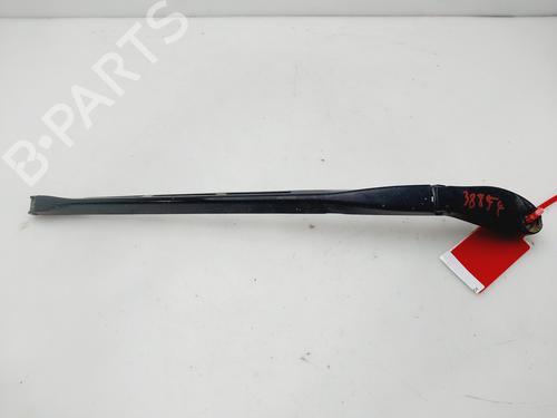 Used Front windshield wiper arm AUDI A8 D3 (4E2, 4E8) 4.2 quattro (335 hp) 30204225