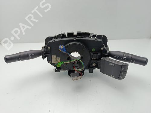 Used Steering wheel controls RENAULT MEGANE II Saloon (LM0/1_) 1.9 dCi (LM0G, LM1G, LM2C) (120 hp) 30172569