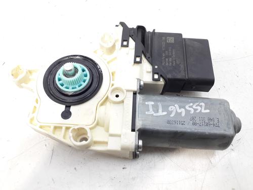Used Left rear window motor SEAT LEON (1P1) 1.9 TDI (105 hp) 8390148