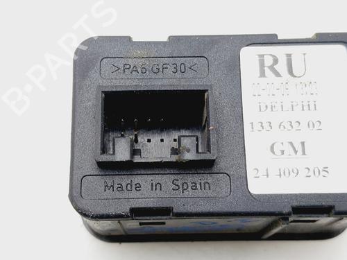 Left front window switch OPEL CORSA C (X01) | BP30830076I27