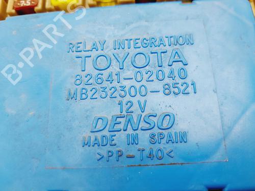 Fuse box TOYOTA COROLLA (_E12_) 1.4 D (NDE120_, NDE120R) | BP31982197E1