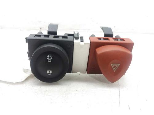 Warnblinkschalter für RENAULT MEGANE II Saloon (LM0/1_) [2003-2025]  12398428
