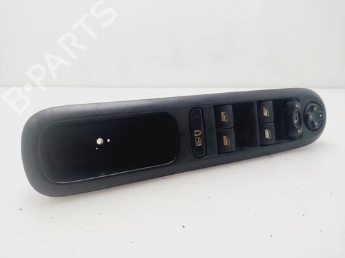 Used Left front window switch PEUGEOT 3008 I MPV (0U_) [2009-2017]  32679093