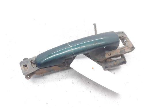 Used Tailgate handle SUZUKI GRAND VITARA II (JT, TE, TD) 1.9 DDiS All-wheel Drive (JT419, TD44, JB419WD, JB419XD,... (129 hp) 6913111