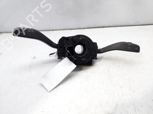 Used Steering wheel controls VW POLO (9N_, 9A_) 1.4 16V (75 hp) 9421685