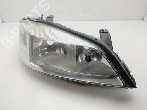 Used Right headlight OPEL ASTRA G Hatchback (T98) [1998-2009]  31988170