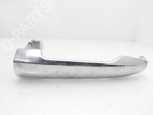 Used Front right exterior door handle KIA CARENS III MPV (UN) 2.0 CRDi 140 (140 hp) 24143819