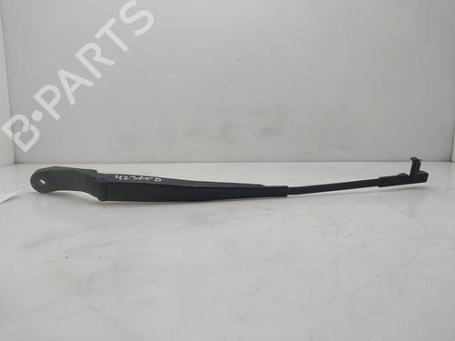 Used Front windshield wiper arm Front windshield wiper arm 37462409 37462409