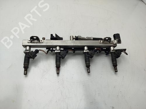 Used Injection rail BMW 3 (E46) 316 i (115 hp) 32411213