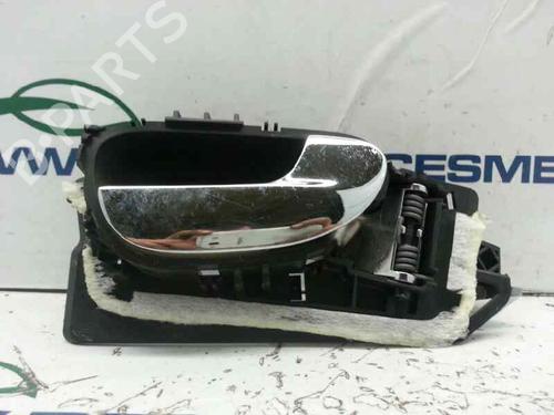 Used Front right interior door handle PEUGEOT 307 Break (3E) 2.0 HDI 110 (107 hp) 3423895