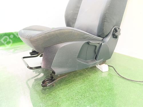 Left front seat FORD FIESTA VI (CB1, CCN)  | BP26532952C15 