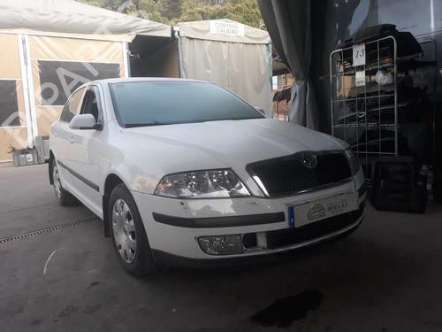 Venstre foran lås SKODA OCTAVIA II (1Z3) 1.9 TDI | BP3317742C98 