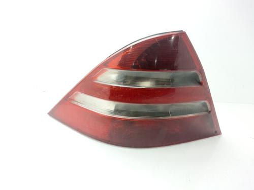 Used Left taillight MERCEDES-BENZ S-CLASS (W220, V220) S 400 CDI (220.028, 220.128) (250 hp) 31878085
