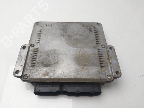 Used Engine control unit (ECU) CHRYSLER VOYAGER IV (RG, RS) 2.5 CRD (141 hp) 30539822