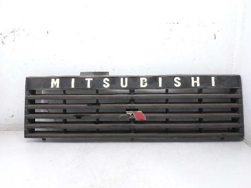 Grill Grill MITSUBISHI PAJERO I (L04_G, L14_G) [1982-1991] 2872951 2872951