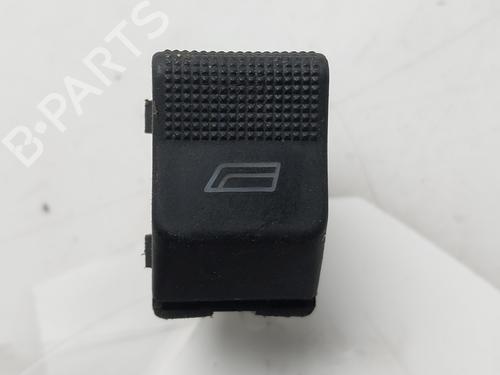 Højre fortil elrude kontakt Højre fortil elrude kontakt AUDI A4 B5 (8D2) 2.4 (165 hp) 33982461 33982461