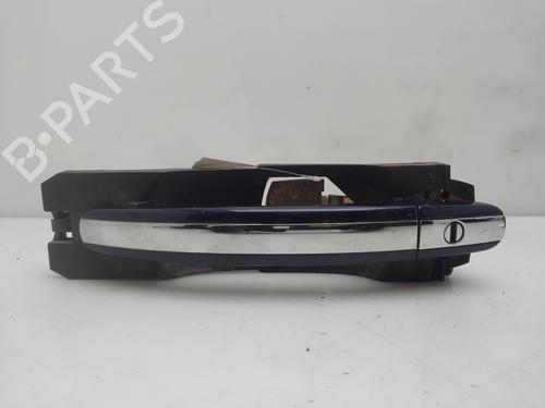 front-left-exterior-door-handle-vw-phaeton-3d1-3d2-3d3-3d4-3d6-3d7-3d8-3d9-2002-2003-2004-2005-2006-2007-2008-2009-2010-2011-2012-2013-2014-2015-2016-38934587 main image