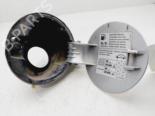 Fuel flap VW POLO IV (9N_, 9A_) 1.4 16V | BP29349716C131 