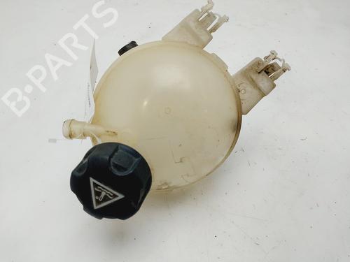 Used Expansion tank CITROËN C4 CACTUS 1.2 VTi 82 (82 hp) 21124952