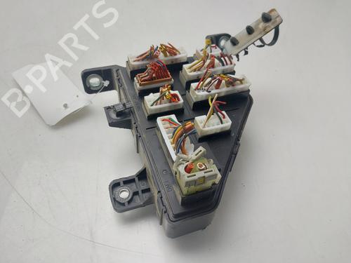 Fuse box HYUNDAI TUCSON (JM) | BP32411204E1
