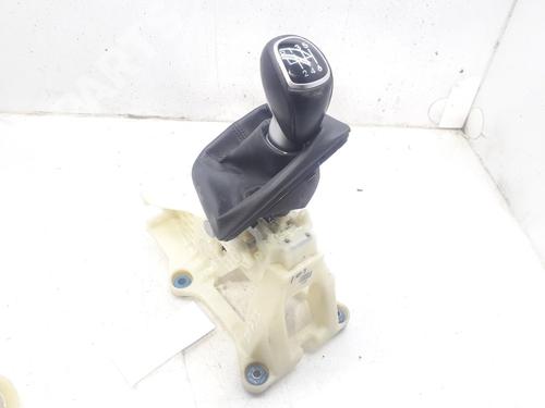 Used Manual gearbox selector Manual gearbox selector HYUNDAI i40 I (VF) 1.7 CRDi (116 hp) 10681049 10681049