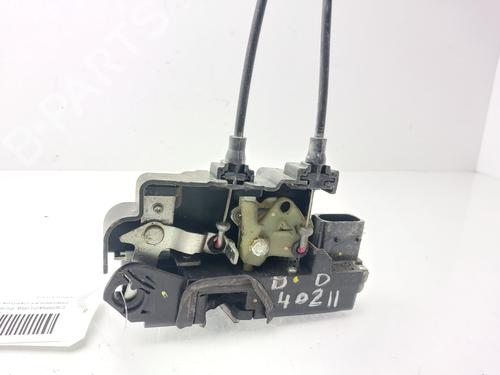 Højre fortil lås CHEVROLET CAPTIVA (C100, C140) 2.0 D (150 hp) 31375709