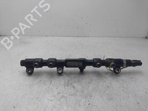 Rail D'Injecteurs JAGUAR X-TYPE I (X400) 2.0 D (130 hp) 31878064