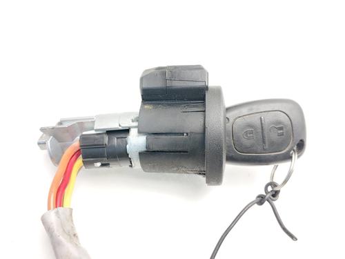 Used Ignition barrel Ignition barrel OPEL VIVARO A Bus (X83) [2001-2015] 34644833 34644833