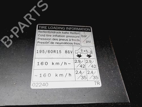 Glove box TOYOTA COROLLA (_E12_) 2.0 D-4D (CDE120R, CDE120L_) | BP18667819C95 