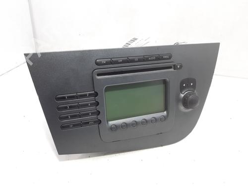 Used Radio SEAT LEON (1P1) 1.9 TDI (105 hp) 10967378