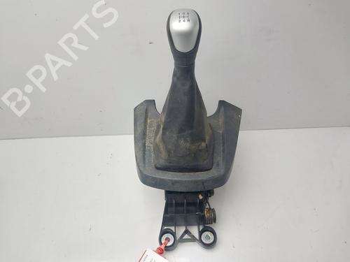 Używane Dźwignia zmiany biegów FORD FIESTA VI (CB1, CCN) 1.6 Ti (120 hp) 30927287