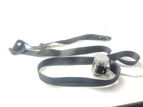 Used Front left seatbelt LAND ROVER DISCOVERY III (L319) [2004-2009]  30603250