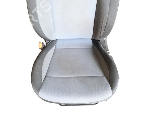 Left front seat HYUNDAI i20 II (GB, IB) 1.1 CRDi | BP31611141C15 