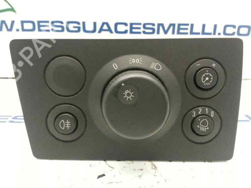 Used Headlight switch OPEL ZAFIRA / ZAFIRA FAMILY B (A05) 1.9 CDTI (M75) (120 hp) 2898064