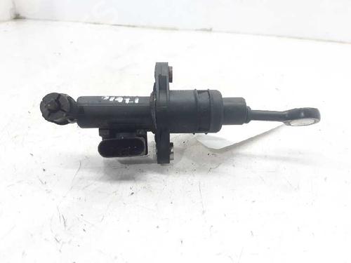 Kupplungsgeberzylinder für VW POLO V (6R1, 6C1) 1.4 TDI (75 hp) 13993377