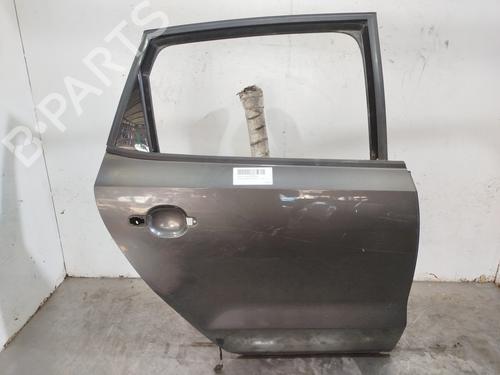 Used Right rear door Right rear door 37154901 37154901