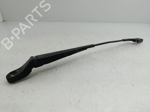 Used Front windshield wiper arm SKODA FABIA II (542) [2006-2014]  19574578