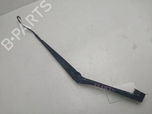 Used Front windshield wiper arm Front windshield wiper arm 38950318 38950318