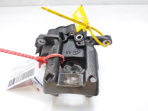 Used Left rear brake caliper PEUGEOT 3008 II SUV (MC_, MR_, MJ_, M4_) [2016-2025]  13930220