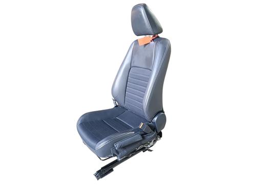 Used Right front seat LEXUS IS III (_E3_) 300h (AVE30_, AVE30R) (223 hp) 31621453
