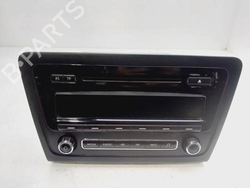 Used Radio SKODA RAPID (NH3, NK3, NK6) 1.6 TDI (105 hp) 20103697