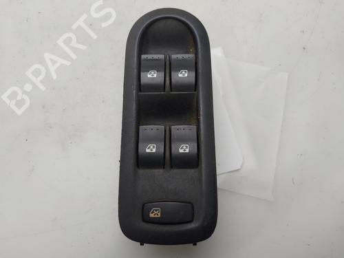 Used Left front window switch Left front window switch RENAULT MEGANE II (BM0/1_, CM0/1_) [2001-2012] 33754974 33754974