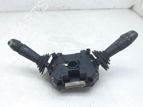 Used Steering wheel controls FIAT STILO (192_) 1.2 16V (192_XA1B) (80 hp) 7665764