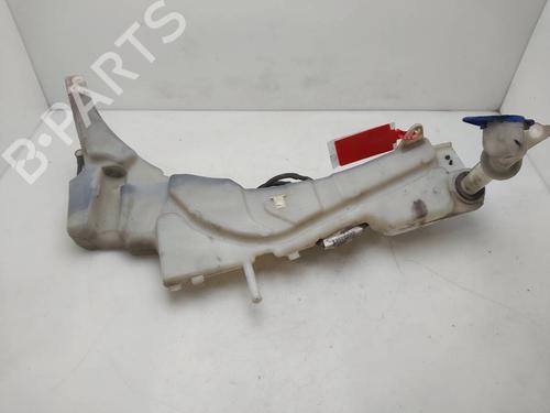 Used Windscreen washer tank Windscreen washer tank 39525394 39525394